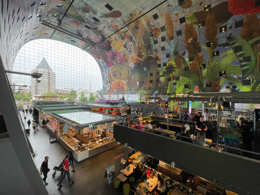 Die Markthal in Rotterdam